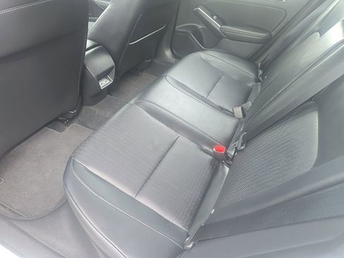 Used 2024 Honda Civic Sport Touring image 10