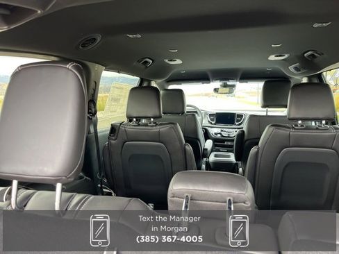New 2026 Chrysler Pacifica Select image 10