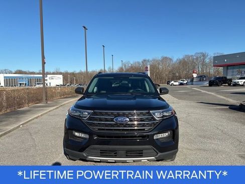 Used 2023 Ford Explorer XLT w/ Equipment Group 202A image 3