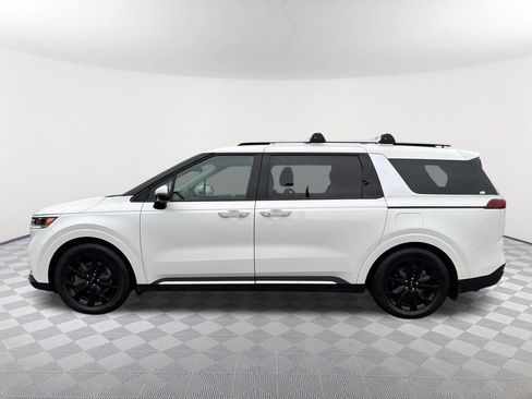 Used 2022 Kia Carnival SX Prestige image 8