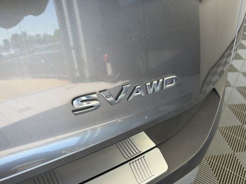 Used 2023 Nissan Rogue SV AWD/4WD image 16