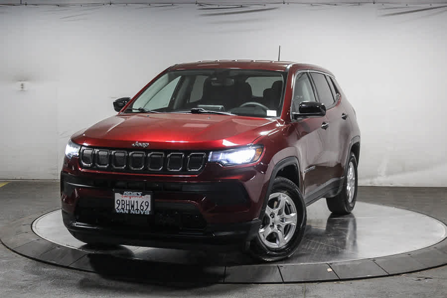 Used 2022 Jeep Compass Sport FWD image 1