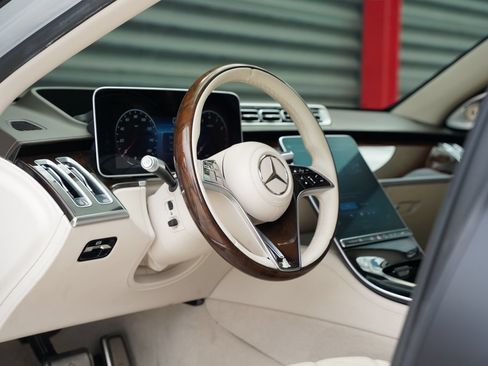 Used 2024 Mercedes-Benz Maybach S 580 4MATIC image 17