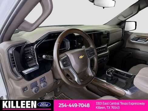 Used 2024 Chevrolet Silverado 1500 LT w/ LPO, Dark Essentials Package RWD image 11