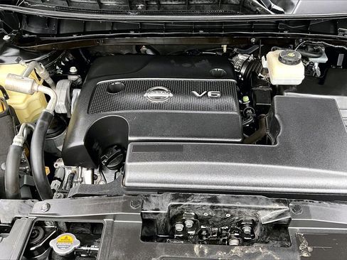 Used 2018 Nissan Murano Platinum w/ Cargo Package image 34