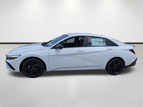 New 2026 Hyundai Elantra Sport FWD image 7