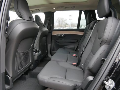 New 2026 Volvo XC90 B6 Plus w/ Protection Package Premier AWD/4WD image 6