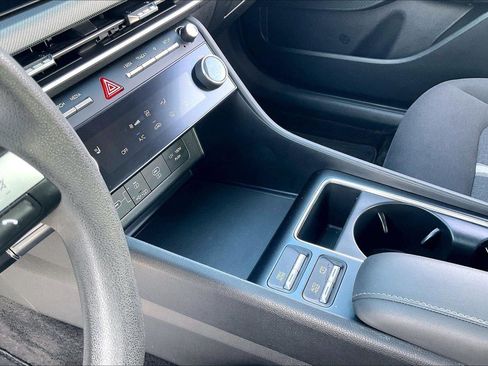 Used 2025 Hyundai Sonata SEL image 16