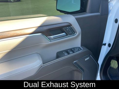 Used 2023 GMC Sierra 1500 SLT w/ SLT Premium Plus Package image 13