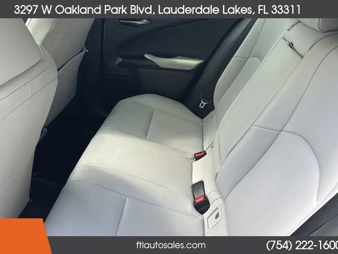 Used 2019 Lexus UX 200 w/ Premium Package FWD image 29