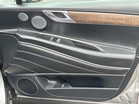 Used 2025 Genesis GV80 3.5T Prestige image 20