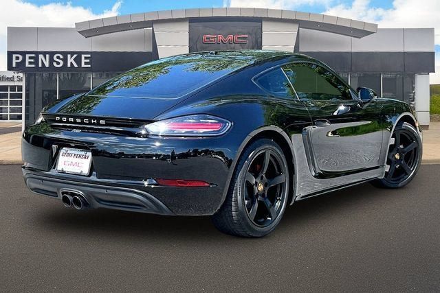 Used 2021 Porsche 718 Cayman RWD image 2
