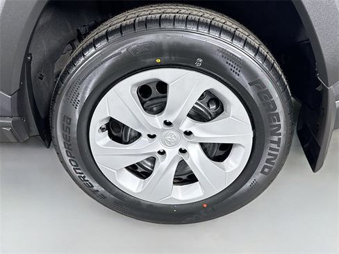 Certified 2024 Toyota RAV4 LE image 29