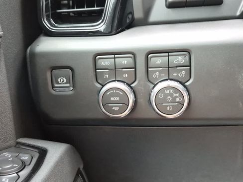 New 2026 GMC Sierra 1500 AT4 w/ AT4 Premium Package AWD/4WD image 21