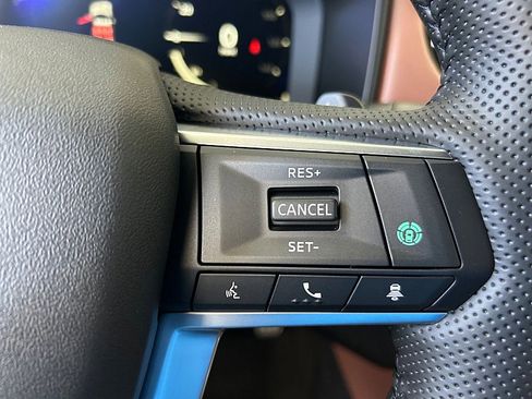 New 2025 Mitsubishi Outlander SEL image 24