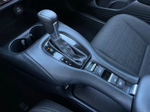 Certified 2023 Honda HR-V LX image 20