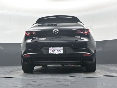 Used 2024 MAZDA MAZDA3 Hatchback w/ Appearance Package image 41