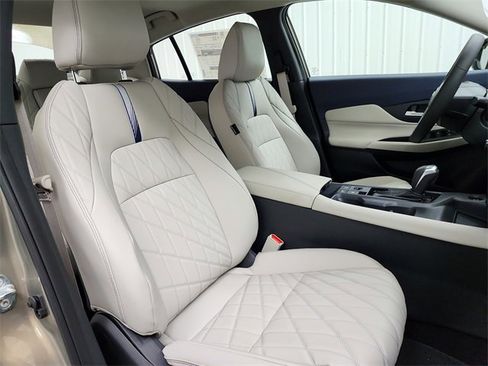 New 2026 Nissan Sentra SL w/ Floor Mat Package image 44