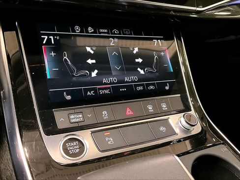 Used 2023 Audi Q7 2.0T Premium w/ Convenience Package image 27