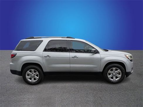Used 2014 GMC Acadia SLE image 6
