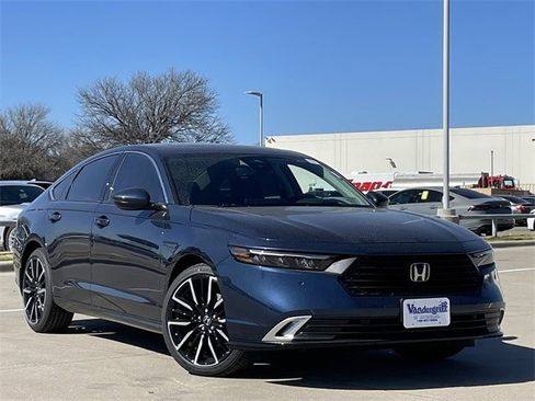 New 2026 Honda Accord Touring image 2