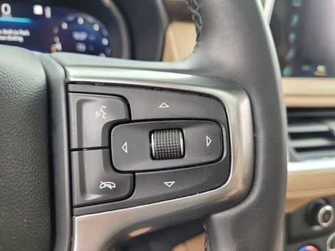 Used 2023 Chevrolet Suburban Premier w/ Premium Package 2 image 24