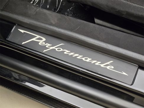 Used 2011 Lamborghini Gallardo LP 570-4 Performante image 30