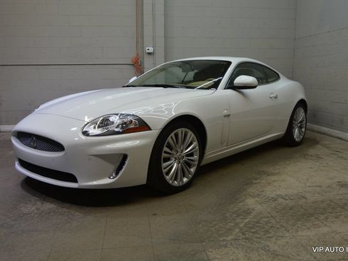 Used 2011 Jaguar XK Coupe RWD image 3