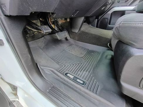 Used 2015 Chevrolet Silverado 2500 LT image 35