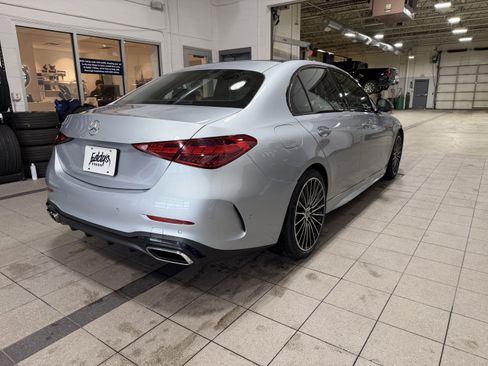 Used 2023 Mercedes-Benz C 300 Sedan image 9