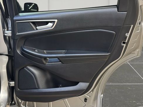 Used 2021 Ford Edge SEL w/ Convenience Package FWD image 29