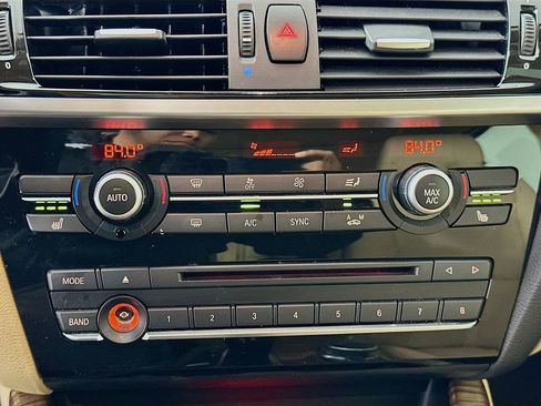 Used 2017 BMW X3 sDrive28i image 16