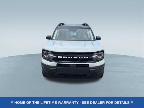 Used 2024 Ford Bronco Sport Outer Banks w/ Tech Package AWD/4WD image 2