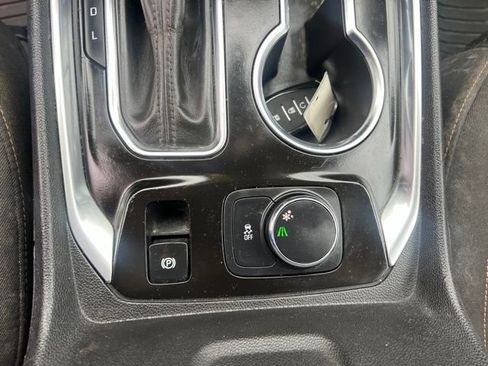 Used 2018 Chevrolet Traverse LS w/ LPO, Floor Liner Package FWD image 28