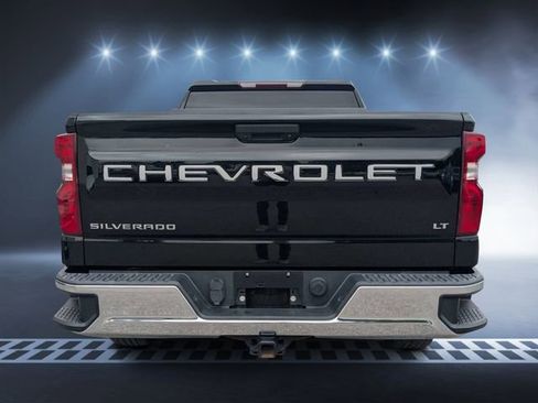 Used 2020 Chevrolet Silverado 1500 LT w/ Trailering Package AWD/4WD image 4