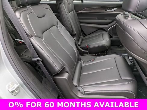 New 2025 Jeep Grand Cherokee L Limited w/ Black Appearance Package image 30
