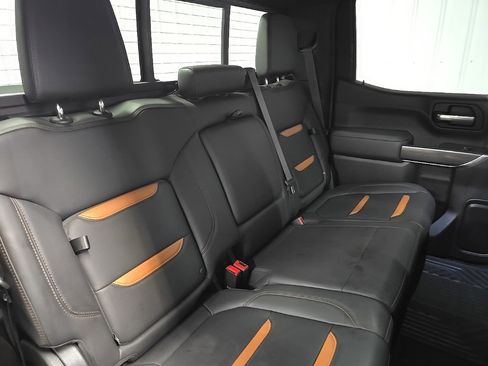 Used 2021 GMC Sierra 1500 AT4 w/ AT4 Value Package image 17