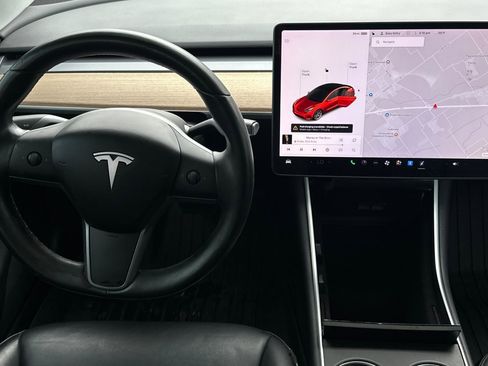 Used 2018 Tesla Model 3 Mid Range image 14