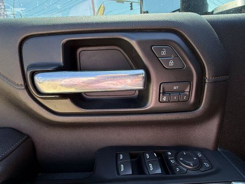 Used 2020 GMC Sierra 2500 AT4 w/ AT4 Premium Package AWD/4WD image 40