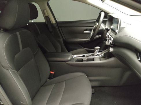 Used 2025 Nissan Sentra SV w/ All-Weather Package FWD image 21
