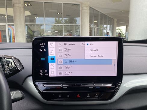 Certified 2023 Volkswagen ID.4 Pro S AWD/4WD image 33