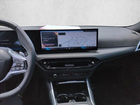 Used 2025 BMW 330i xDrive Sedan w/ M Sport Package AWD/4WD image 15