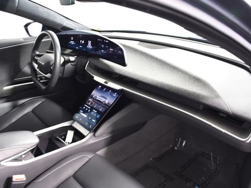 Used 2024 Lucid Air Touring AWD/4WD image 18