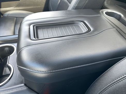 Used 2024 Chevrolet Tahoe Z71 w/ Luxury Package image 31