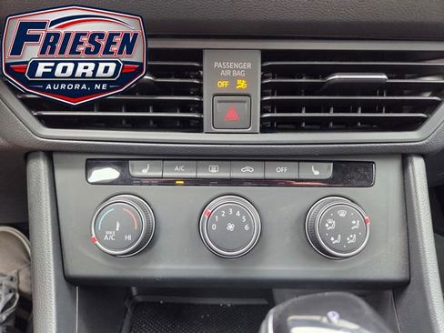 Used 2024 Volkswagen Jetta Sport FWD image 21