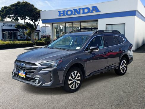 Used 2024 Subaru Outback Premium AWD/4WD image 1