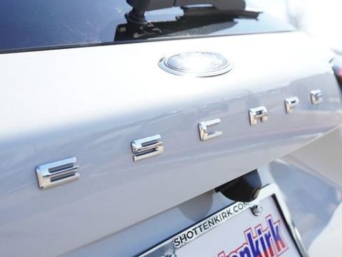 Used 2025 Ford Escape ST-Line image 12