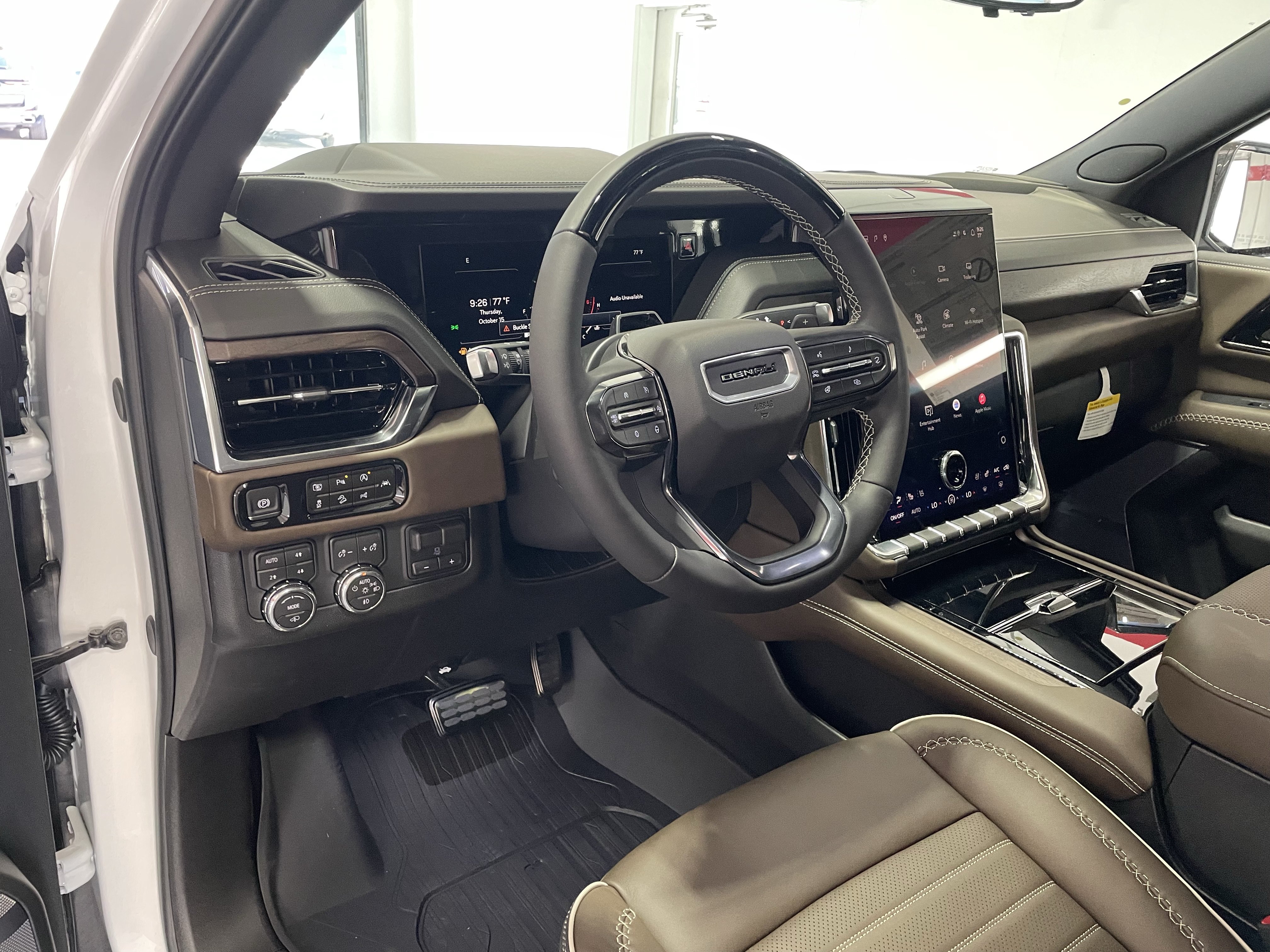New 2027 GMC Yukon Denali Ultimate AWD/4WD image 4