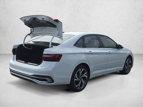New 2026 Volkswagen Jetta SEL FWD image 2