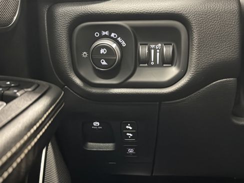 Used 2025 RAM 1500 Laramie w/ Night Edition AWD/4WD image 30